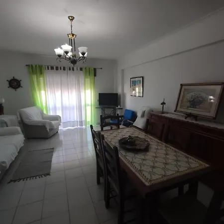 3 Bedrooms Balcony Flat Apartament *