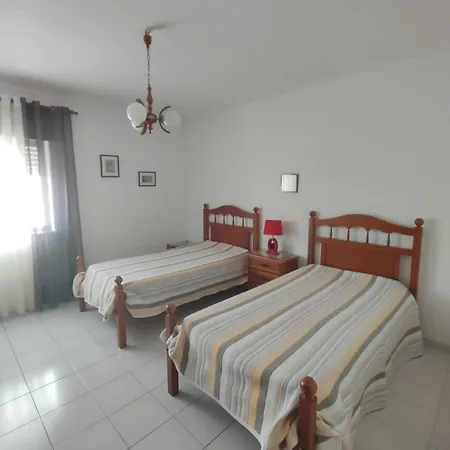 3 Bedrooms Balcony Flat Apartament Lagos