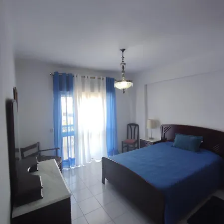 3 Bedrooms Balcony Flat Apartment *