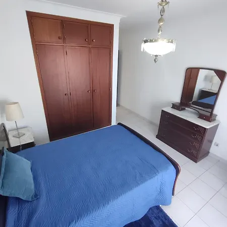 3 Bedrooms Balcony Flat アパート