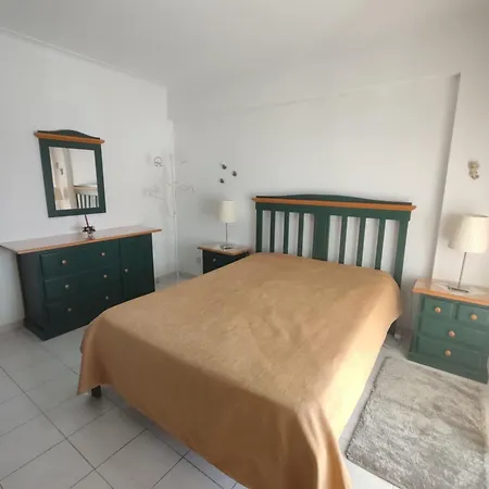 3 Bedrooms Balcony Flat Apartment *