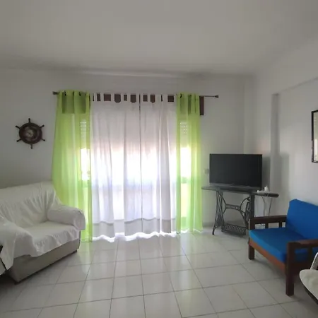 Apartment 3 Bedrooms Balcony Flat
