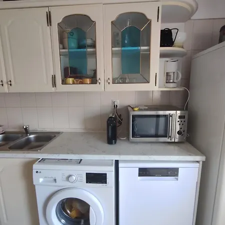 Apartment 3 Bedrooms Balcony Flat